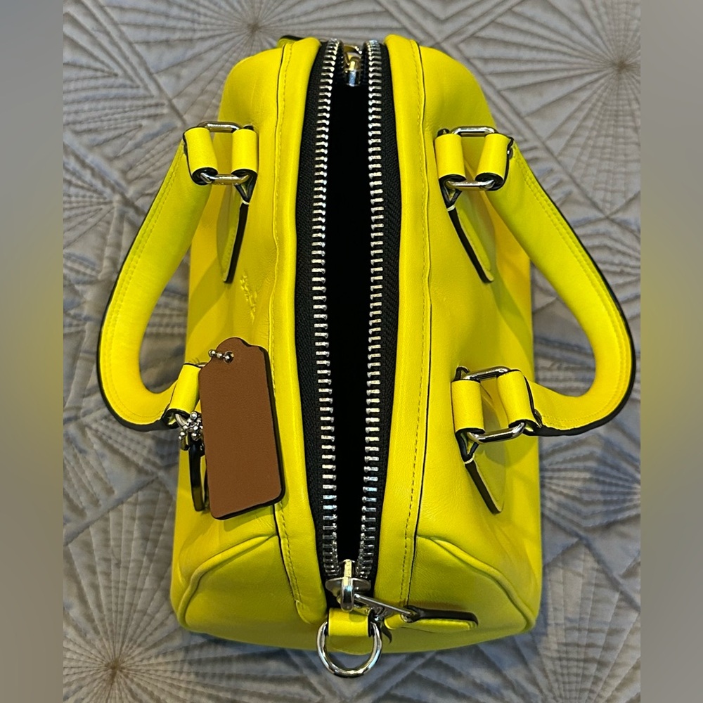 COACH X PEANUTS Snoopy Mini Surrey Yellow Satchel Crossbody + Woodstock Hang Tag - Picture 5 of 10